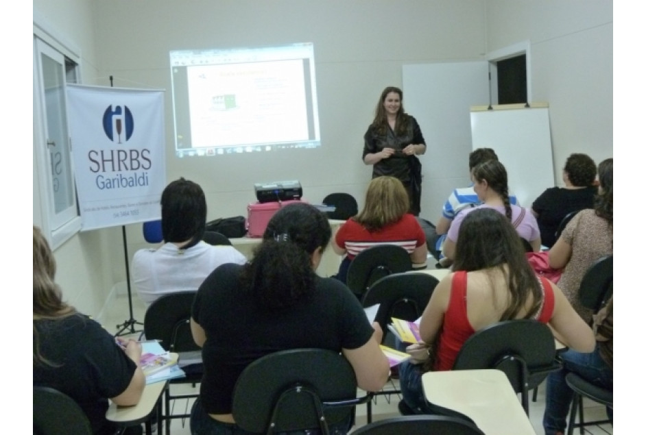 Curso de Boas Práticas atende estabelecimentos de Garibaldi