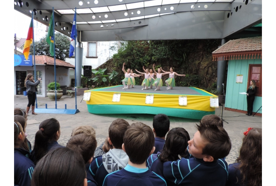 APEME é homenageada na Semana da Pátria de Garibaldi