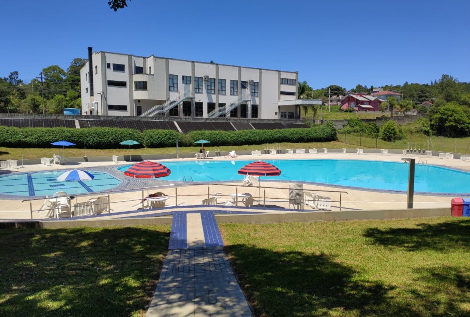 Temporada de piscinas do Clube Integração abre no dia 12