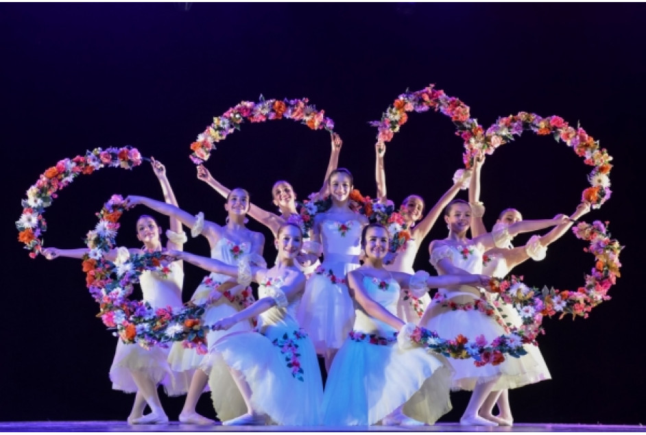 Escola de Ballet Sabrina Castilla ganha três premiações no Bento em Dança 2013