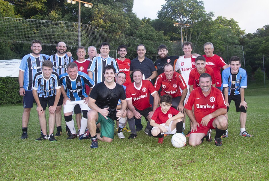 Aviga encerra o ano com Grenal e jantar