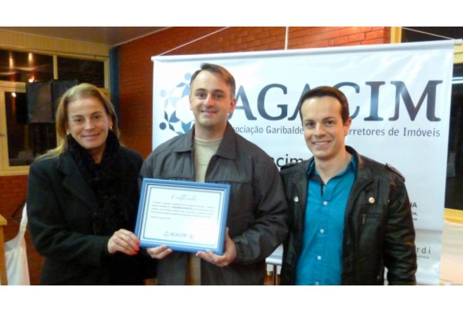 AGACIM comemora Dia do Corretor de Imóveis e fortalece a profissão