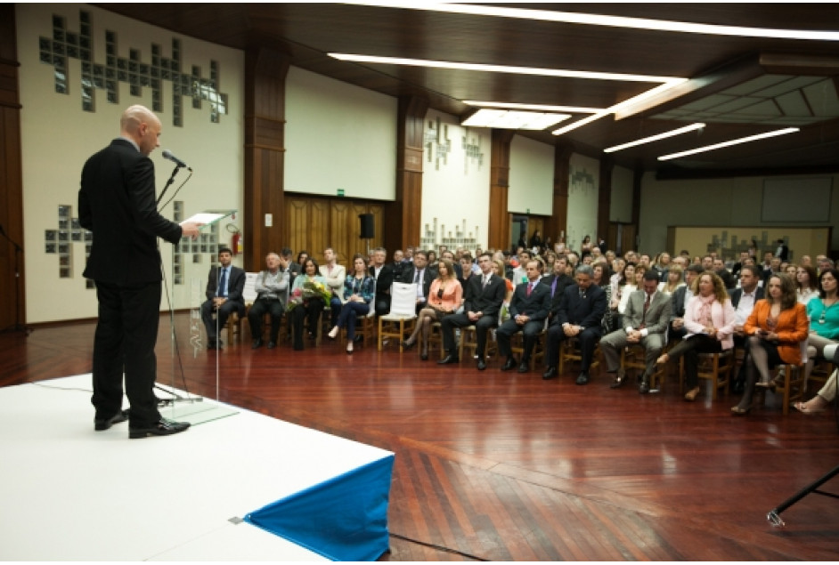 Nicaretta encerra gestão na APEME em evento prestigiado por autoridades