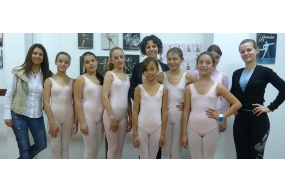 Projeto "Crescendo com a Dança" inicia turma "Talentos