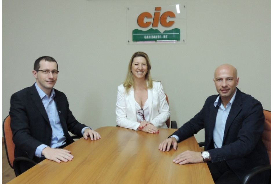 Presidente da APEME visita presidentes da CIC e CDL